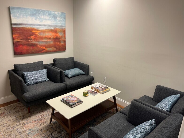 1 Carriage Ln, Charleston, SC 29407 Office For Lease