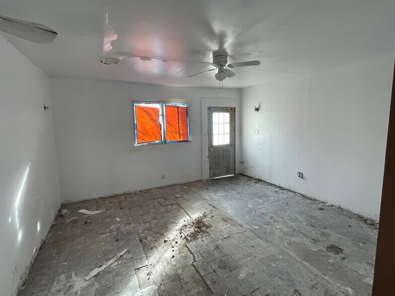 More Photos Of 1706 Hayden Ave, East Cleveland Auto Dealership For Sale