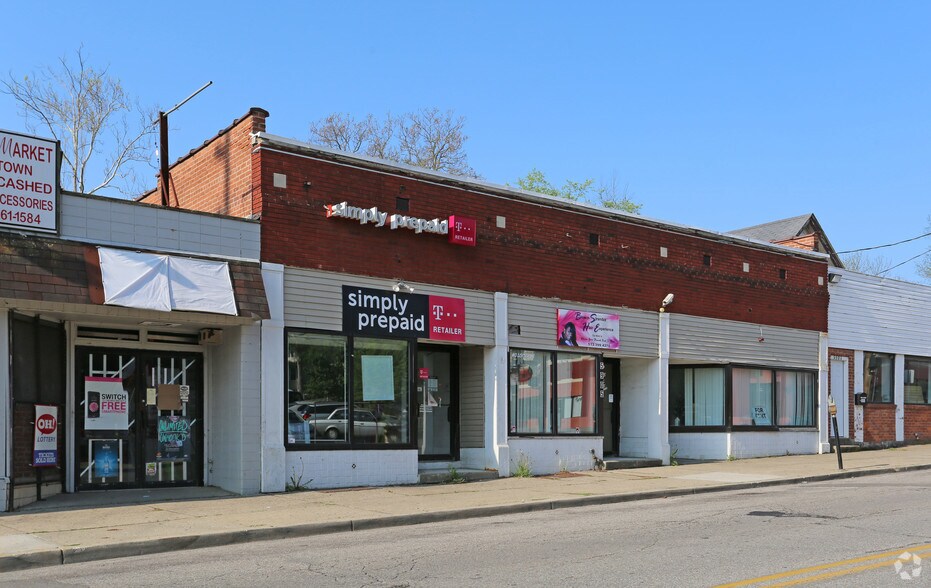 Primary Photo Of 5905 Bramble Ave, Cincinnati General Retail For Lease