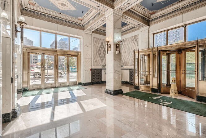More Photos Of 1601 Arapahoe St, Denver Office For Sale