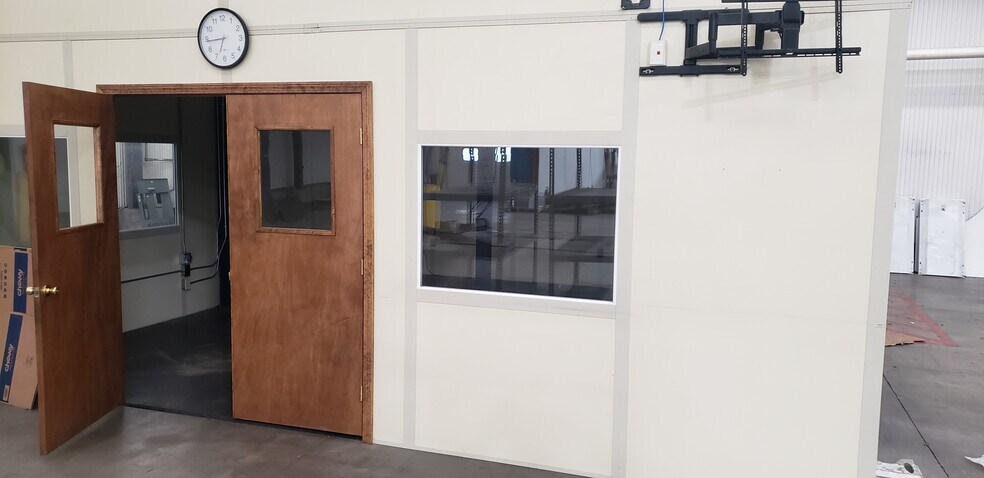 More Photos Of 2190 Montmorenci Rd, Ridgway Warehouse For Lease