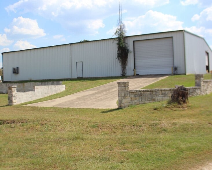 More Photos Of 7081 Old Reliance Rd, Bryan Industrial For Lease