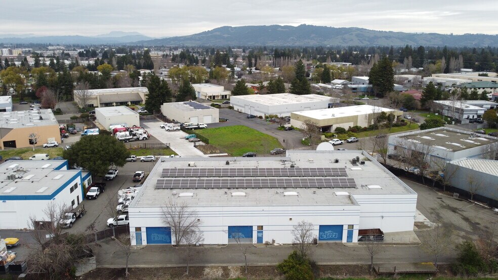 More Photos Of 531 Mercantile Dr, Cotati Manufacturing For Lease