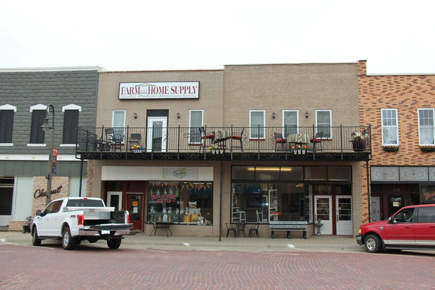 Primary Photo Of 312 Washington St, Clyde Storefront Retail Residential For Sale