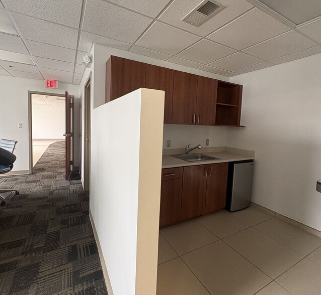 More Photos Of 9120 W Broad St, Richmond Self Storage For Lease