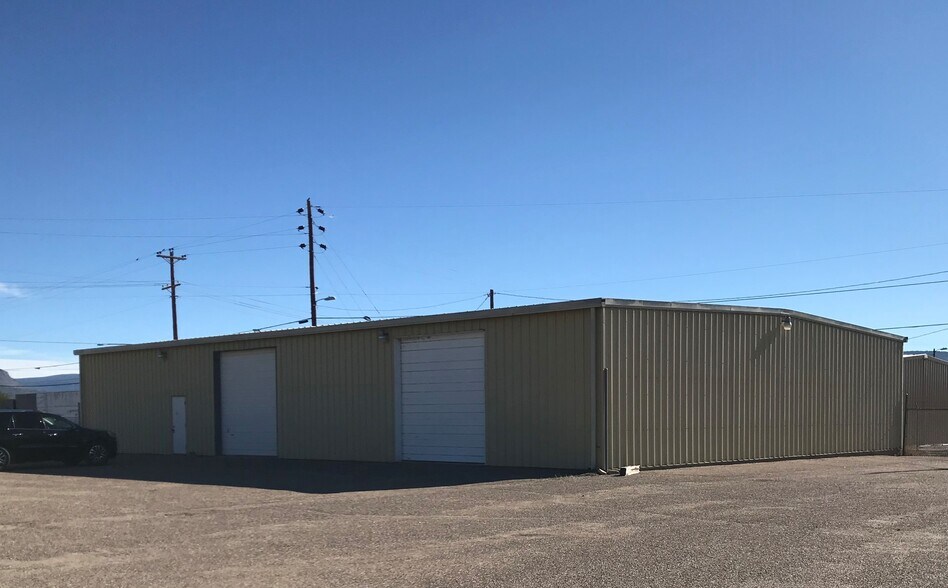 Primary Photo Of 208 First, Grants Warehouse For Sale