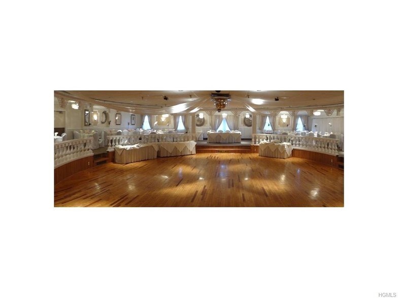 More Photos Of 423 Broadway, Ulster Park Restaurant For Sale