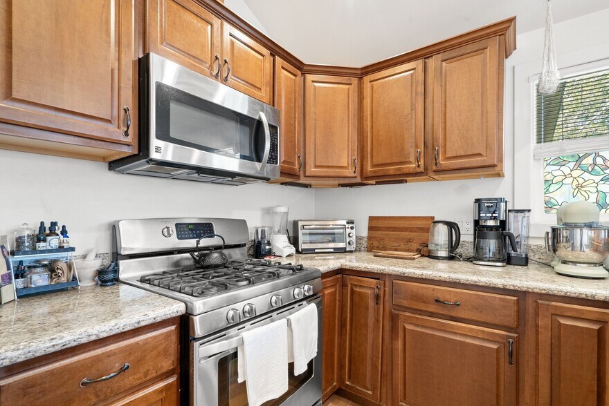 More Photos Of 420 Capitola Road Ext, Santa Cruz Apartments For Sale