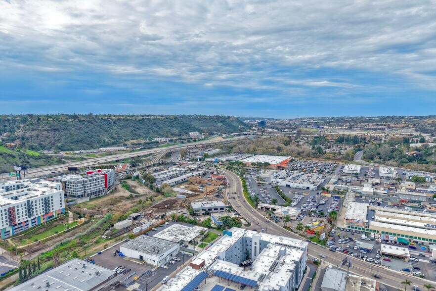 More Photos Of 5959 Mission Gorge Rd, San Diego Office For Sale