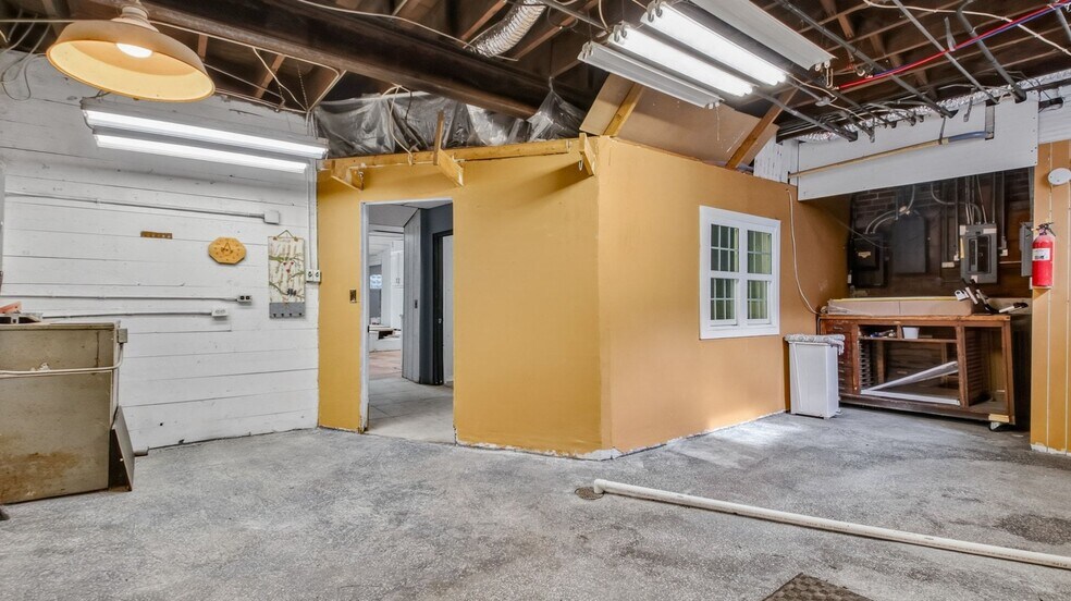More Photos Of 110 W 2nd St N, Ladysmith General Retail For Sale