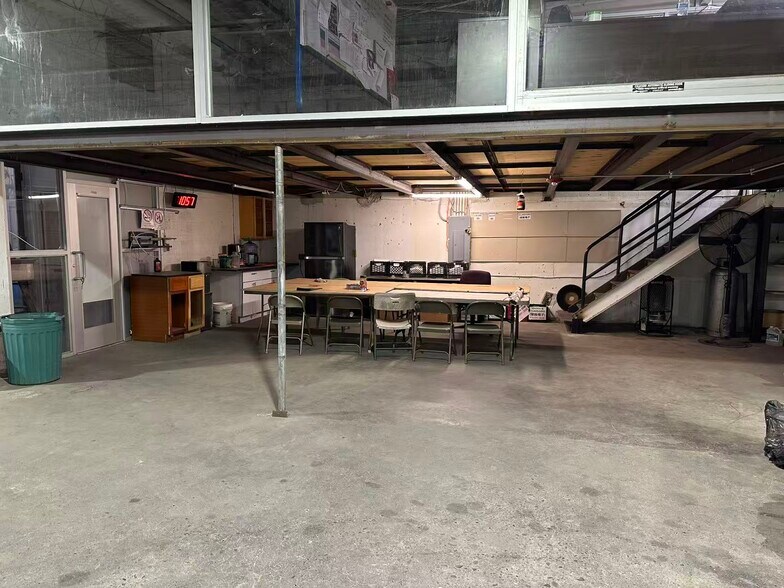 More Photos Of 648-658 E Erie Ave, Philadelphia Warehouse For Lease