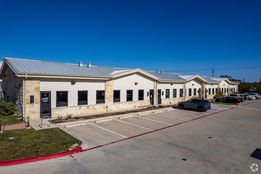 Primary Photo Of 1011 S Heatherwilde Blvd, Pflugerville Research And Development For Lease