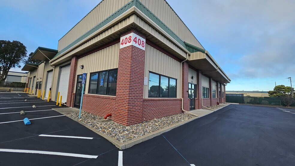 More Photos Of 408-428 N Canal St, South San Francisco Service For Lease