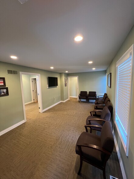 More Photos Of 64821-64845 Van Dyke ave, Washington Medical For Lease