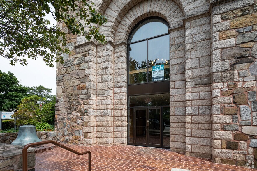 More Photos Of 10 Langley Rd, Newton Office For Sale