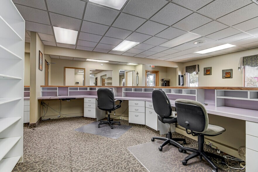 More Photos Of 2965 S MacArthur Blvd, Springfield Medical For Sale