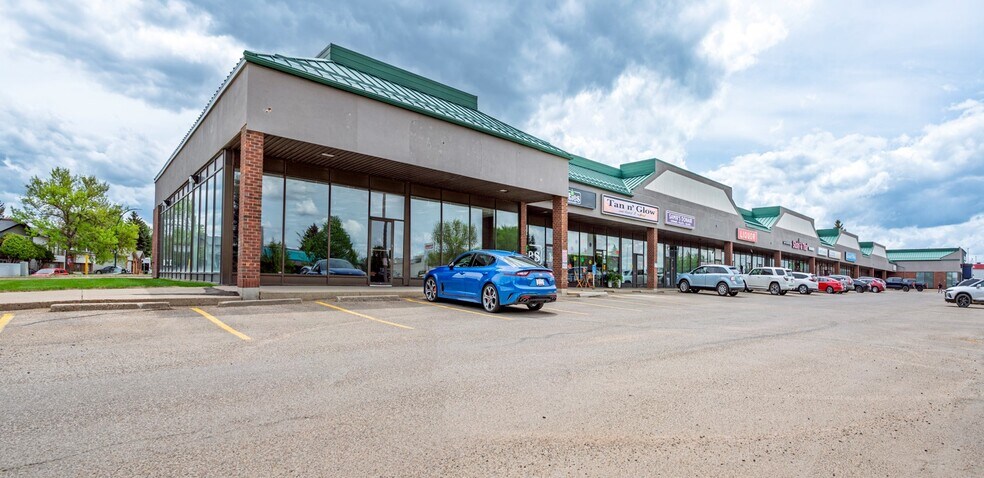 More Photos Of 93-135 Carry Dr, Medicine Hat General Retail For Lease