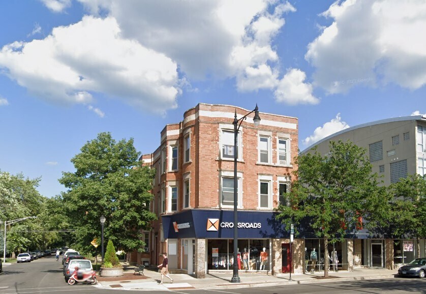 More Photos Of 5121-5127 N Clark St, Chicago Restaurant For Sale