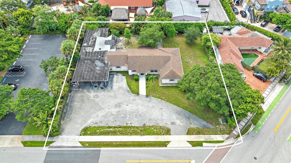 More Photos Of 202 Palm Ct, Delray Beach Office Residential For Sale