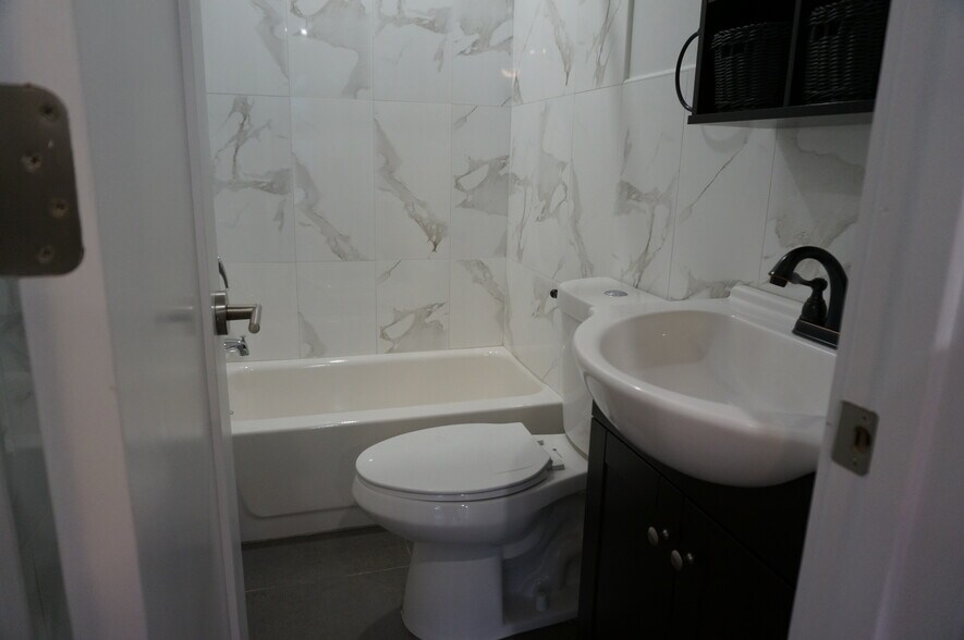 More Photos Of 135 Decatur St, Brooklyn Apartments For Sale