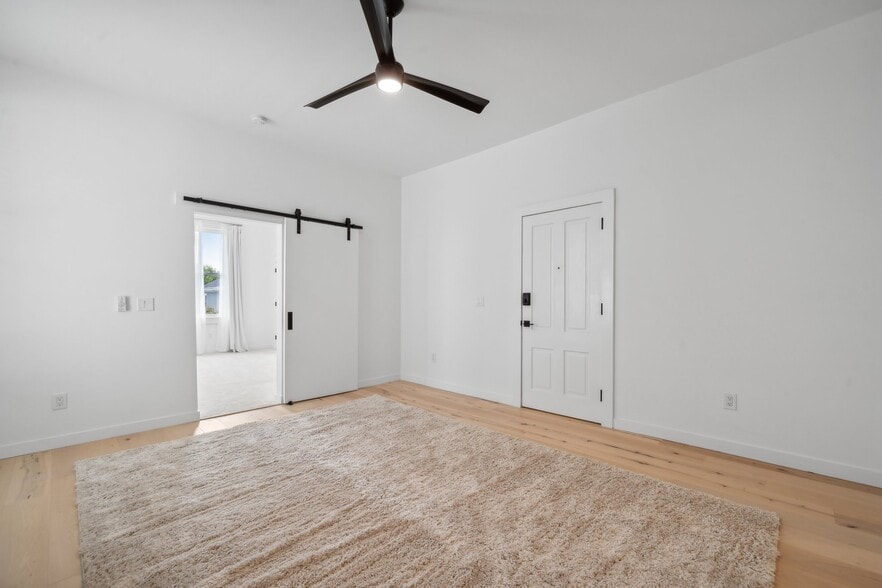 More Photos Of 2810 Griffin Ave, Richmond Apartments For Sale