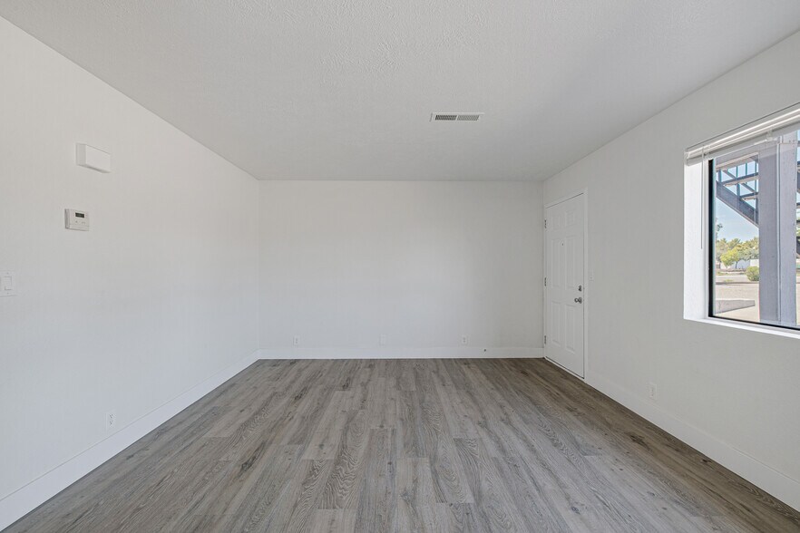 More Photos Of 126 E 1st North St, Mesquite Multifamily For Sale