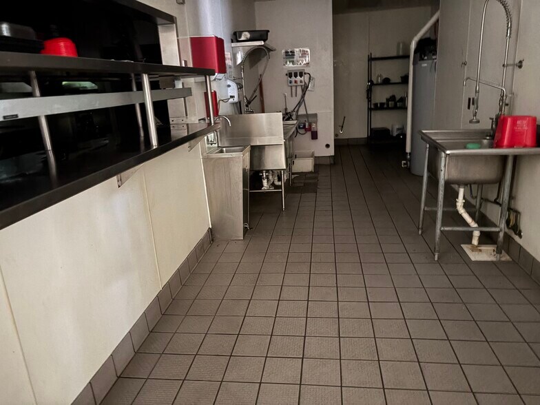 More Photos Of 2080 S Alex Rd, West Carrollton General Retail For Sale