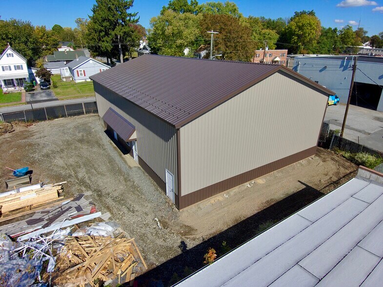 More Photos Of 101 S Augustine St, Wilmington Warehouse For Lease