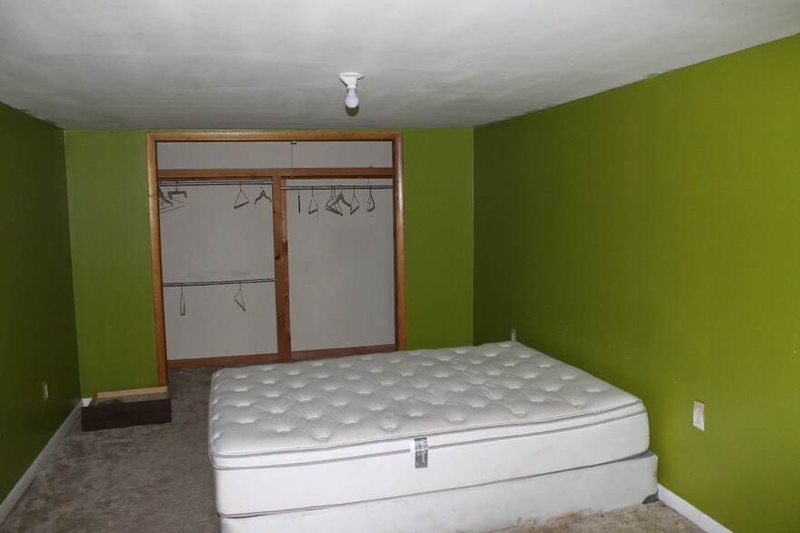 More Photos Of 2048 College Ave, Elmira Heights Restaurant For Sale