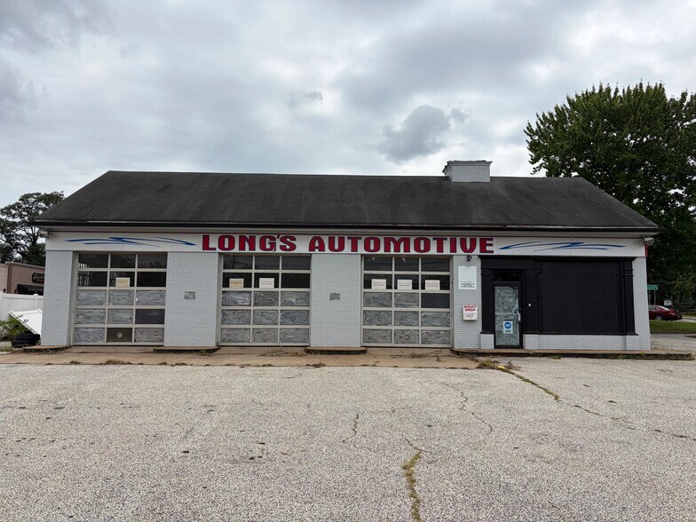 Primary Photo Of 1098 Route 130 N, Cinnaminson Service Station For Lease