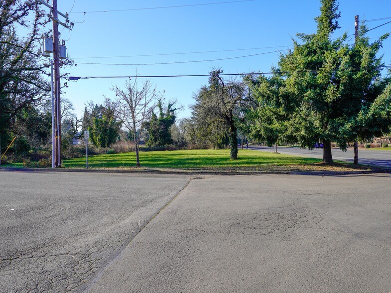 More Photos Of 3217 Main St, Sweet Home Land For Sale