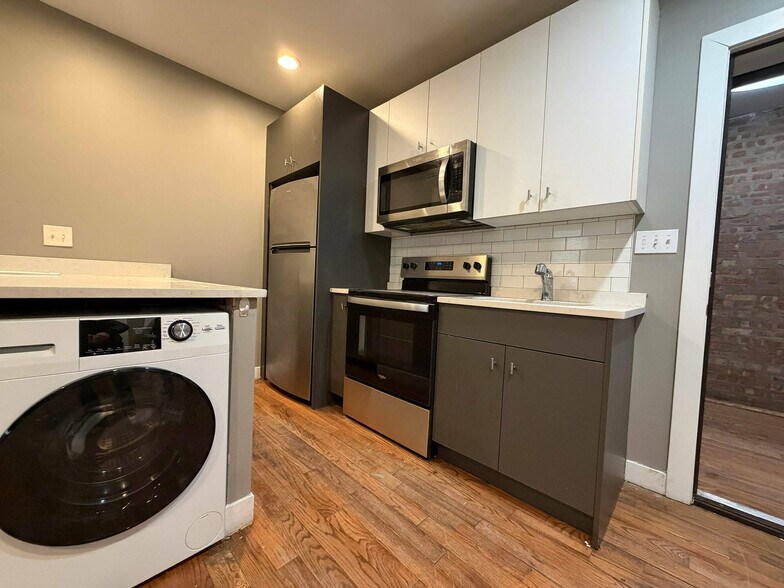 More Photos Of 4625 S Drexel Blvd, Chicago Apartments For Sale