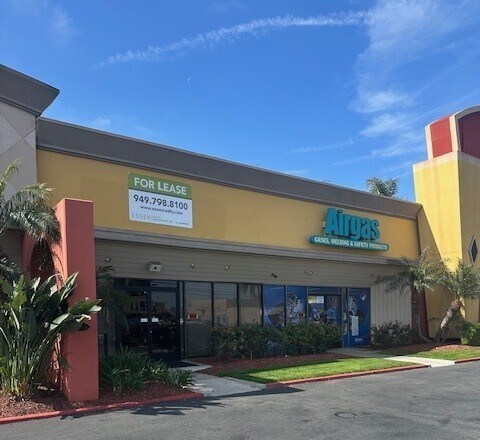 More Photos Of 514-538 W Katella Ave, Orange Unknown For Lease