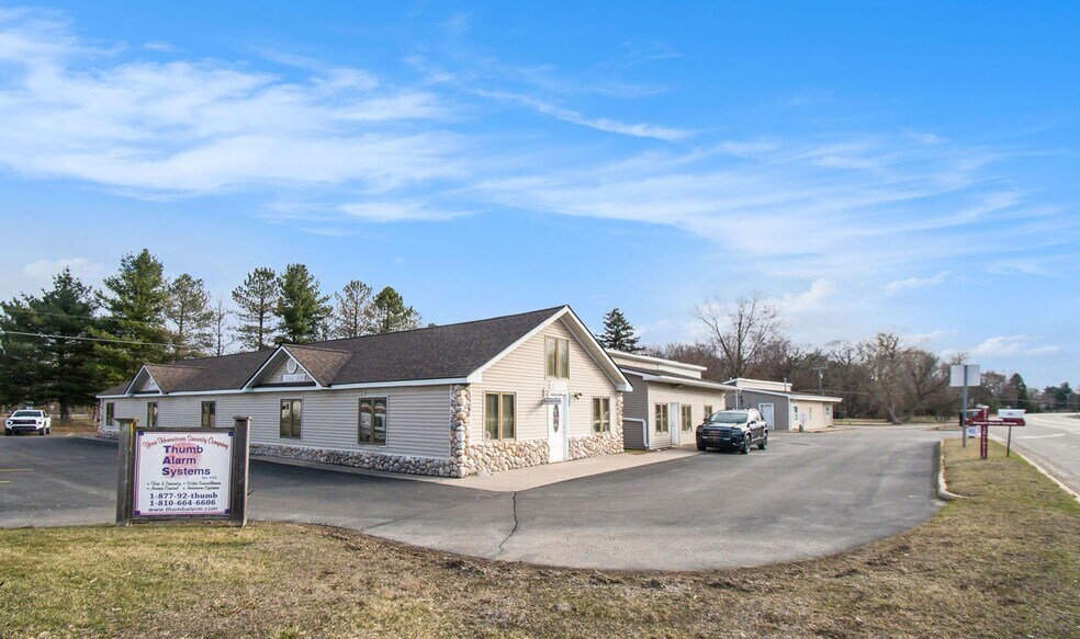 More Photos Of , Lapeer Unknown For Sale