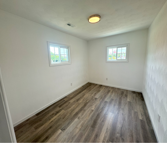 More Photos Of 5652 Bayside Rd, Virginia Beach Office For Sale