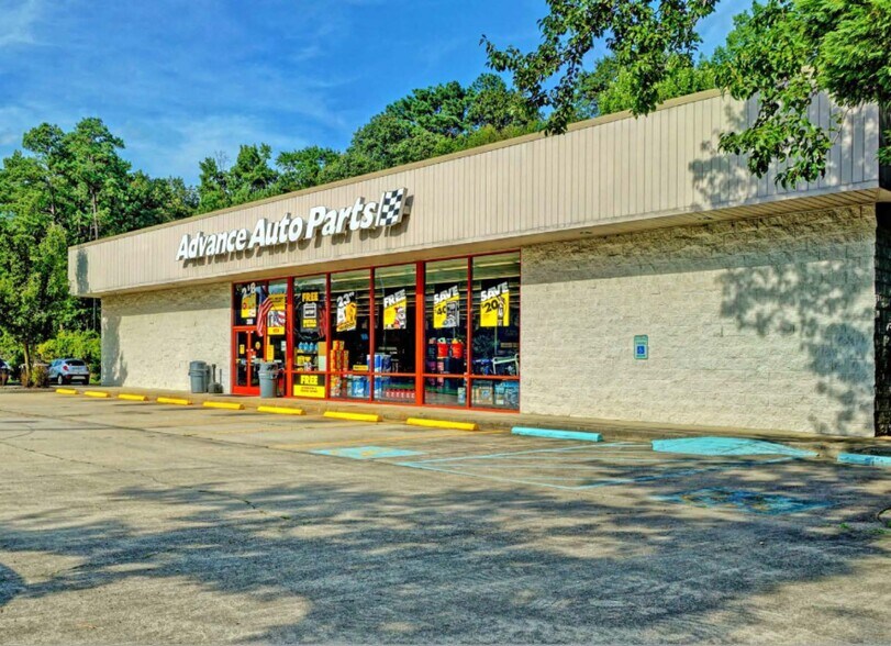 More Photos Of 398 Wythe Creek Rd, Poquoson Auto Repair For Sale