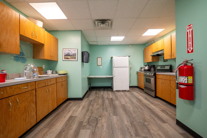 More Photos Of 144 John St, Lakewood Apartments For Sale