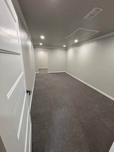More Photos Of 316 Bonner Ave, Tyler Office For Lease
