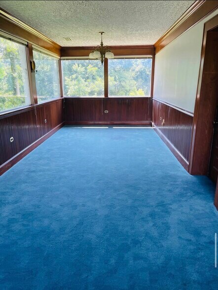 More Photos Of 210 Valdese Ave, Morganton Office For Lease