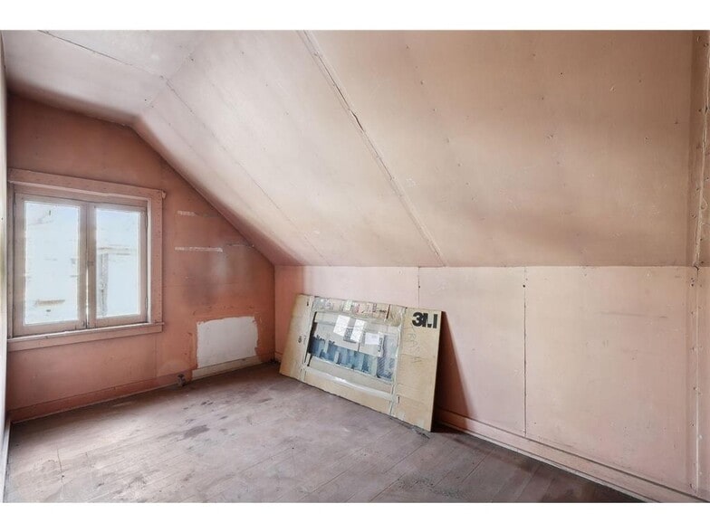 More Photos Of 2110 1st Ave S, Minneapolis Apartments For Sale