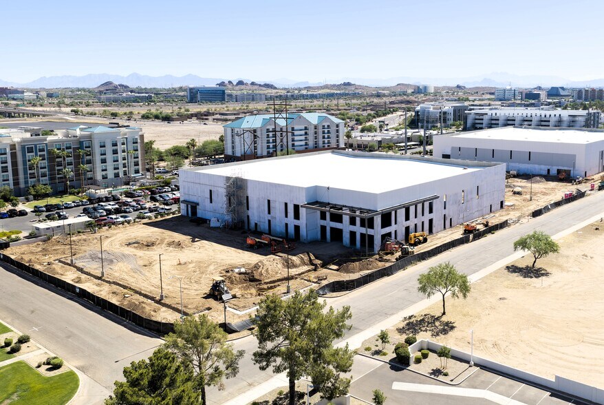 More Photos Of 1604 W 3rd St, Tempe Distribution For Lease