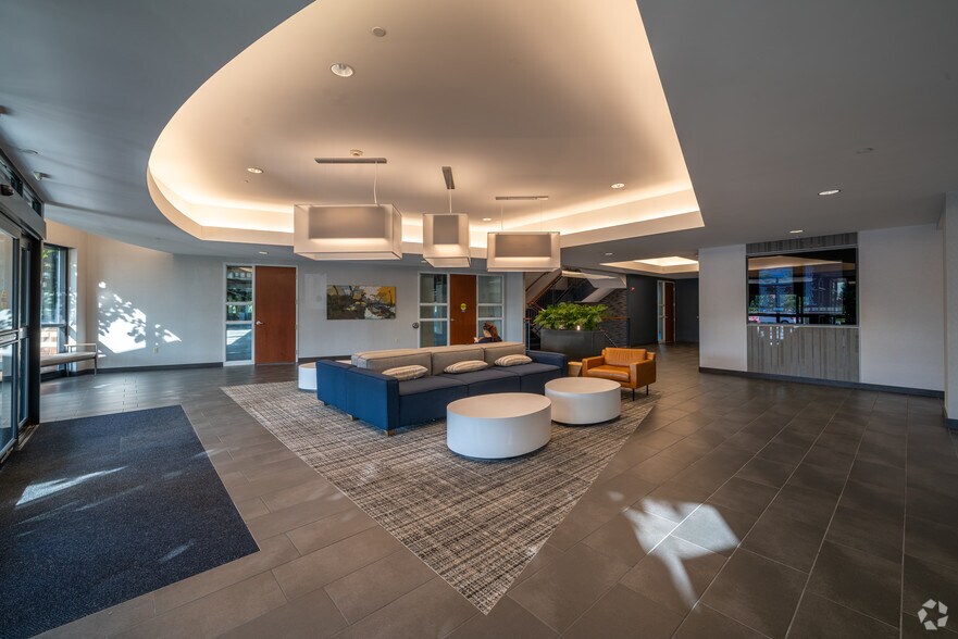 More Photos Of 12000 Elm Creek Blvd, Maple Grove Medical For Lease