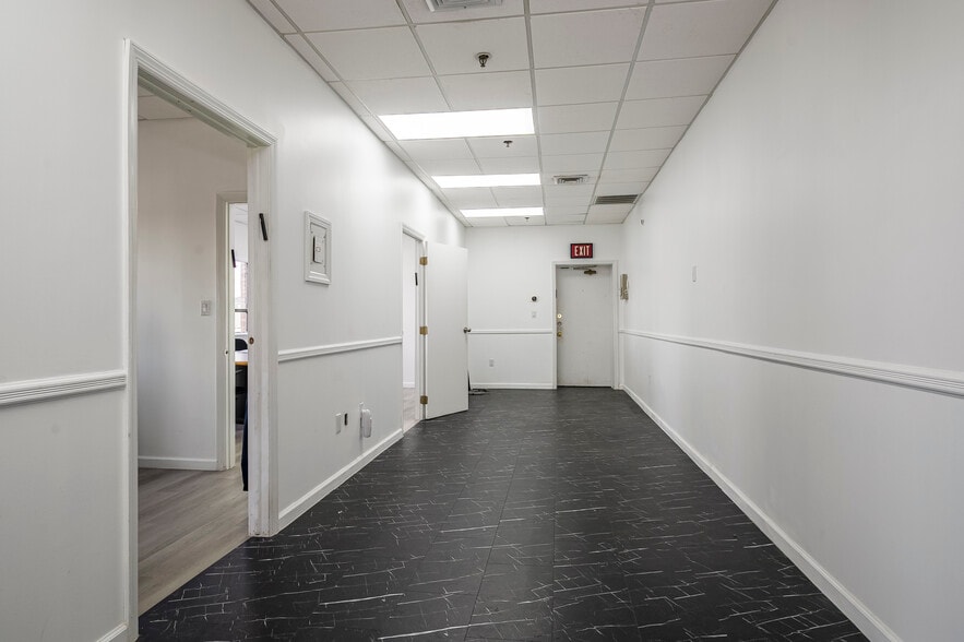 More Photos Of 29 Grove St, South Hackensack Warehouse For Sale