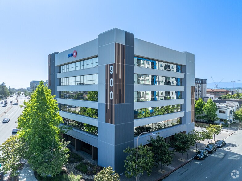 More Photos Of 900 Veterans Blvd, Redwood City Office For Lease