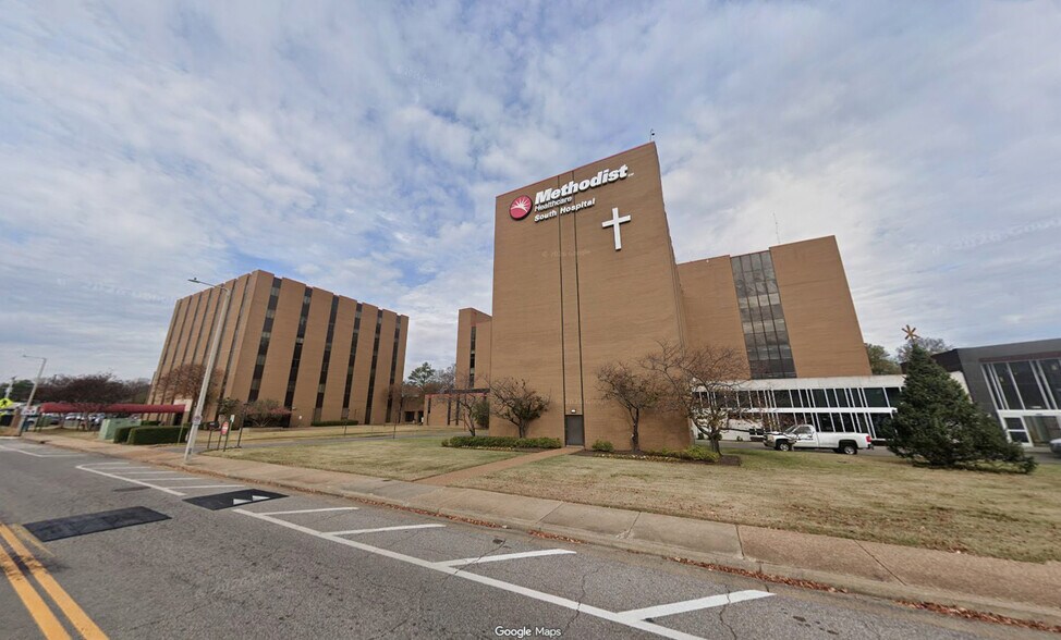 More Photos Of 1264 Wesley Dr, Memphis Medical For Lease