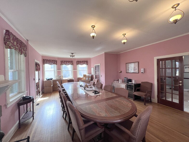 More Photos Of 745 Burnside Ave, East Hartford Schools For Sale