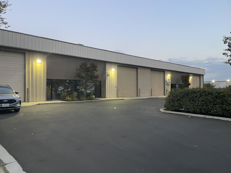 Primary Photo Of 3937 Alken St, Bakersfield Warehouse For Lease