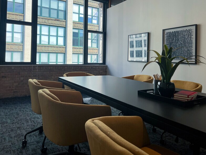 More Photos Of 901 W Jackson Blvd, Chicago Loft Creative Space For Lease