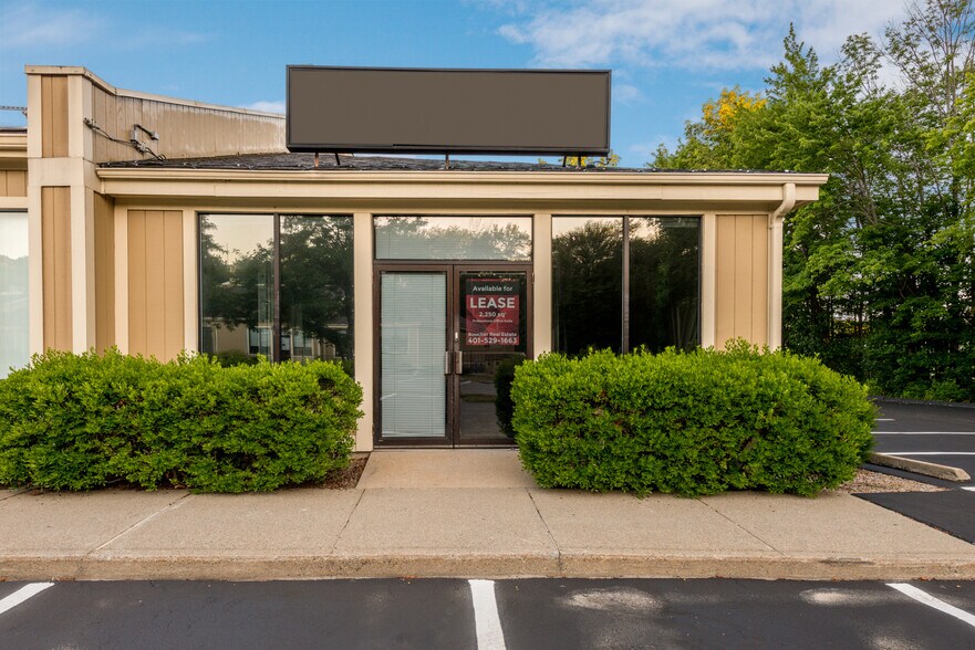 More Photos Of 2168 Diamond Hill Rd, Woonsocket Unknown For Lease