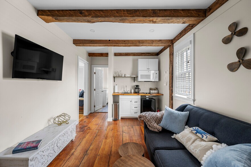 More Photos Of 3-5 Union St, Kennebunkport Storefront Retail Office For Sale